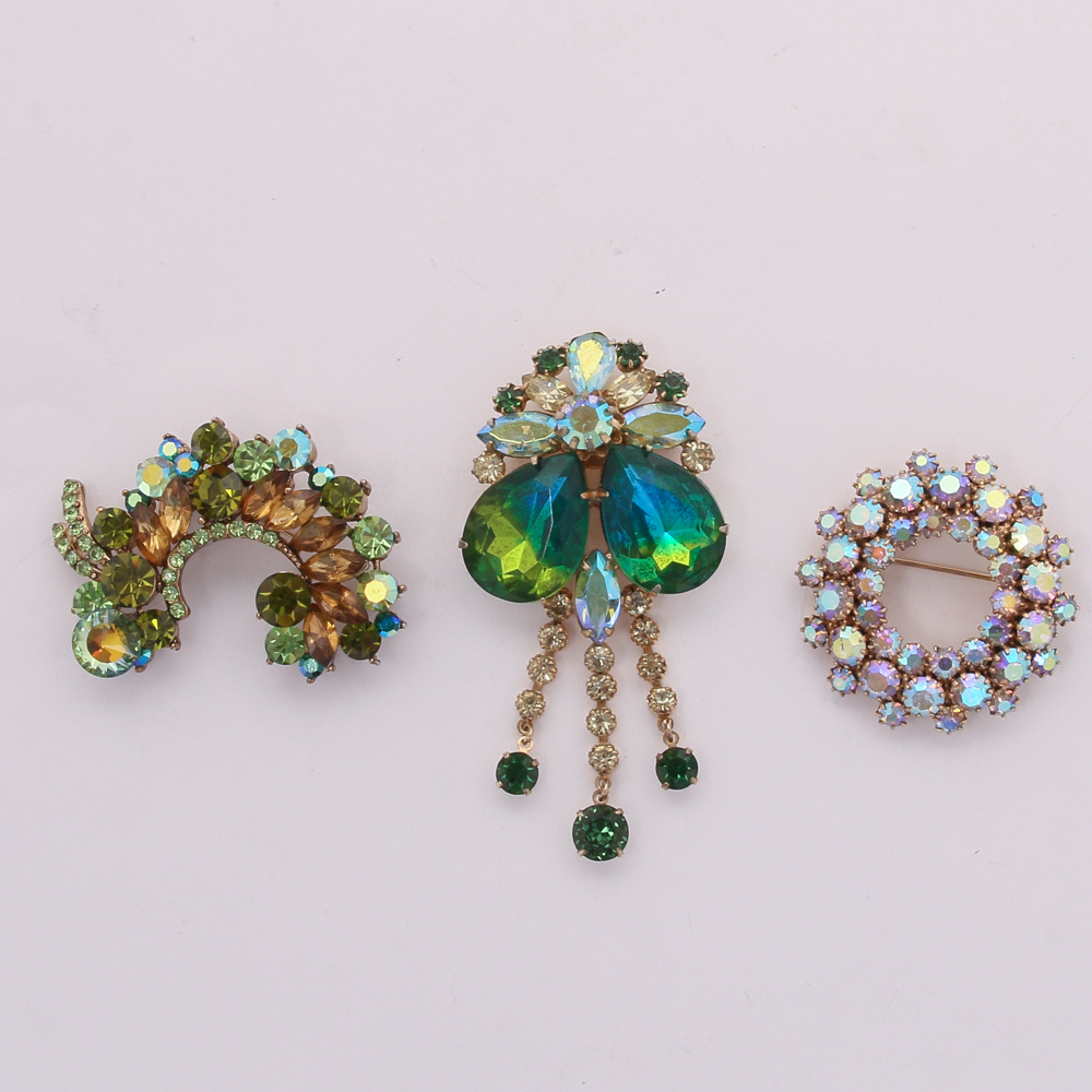 Vintage Costume Brooches EBTH
